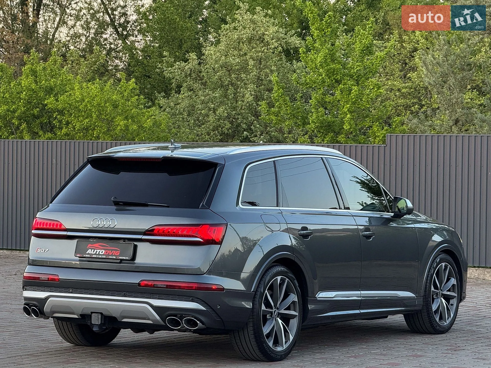 2020 Audi SQ7 - мініатюра 4
