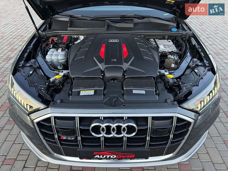 Позашляховик / Кросовер Audi SQ7 2020 в Луцьку