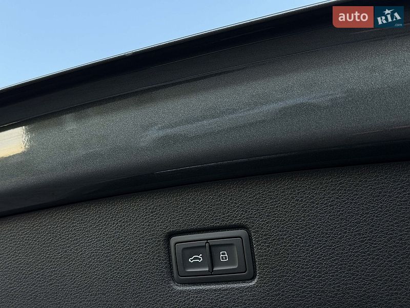 Позашляховик / Кросовер Audi SQ7 2020 в Луцьку