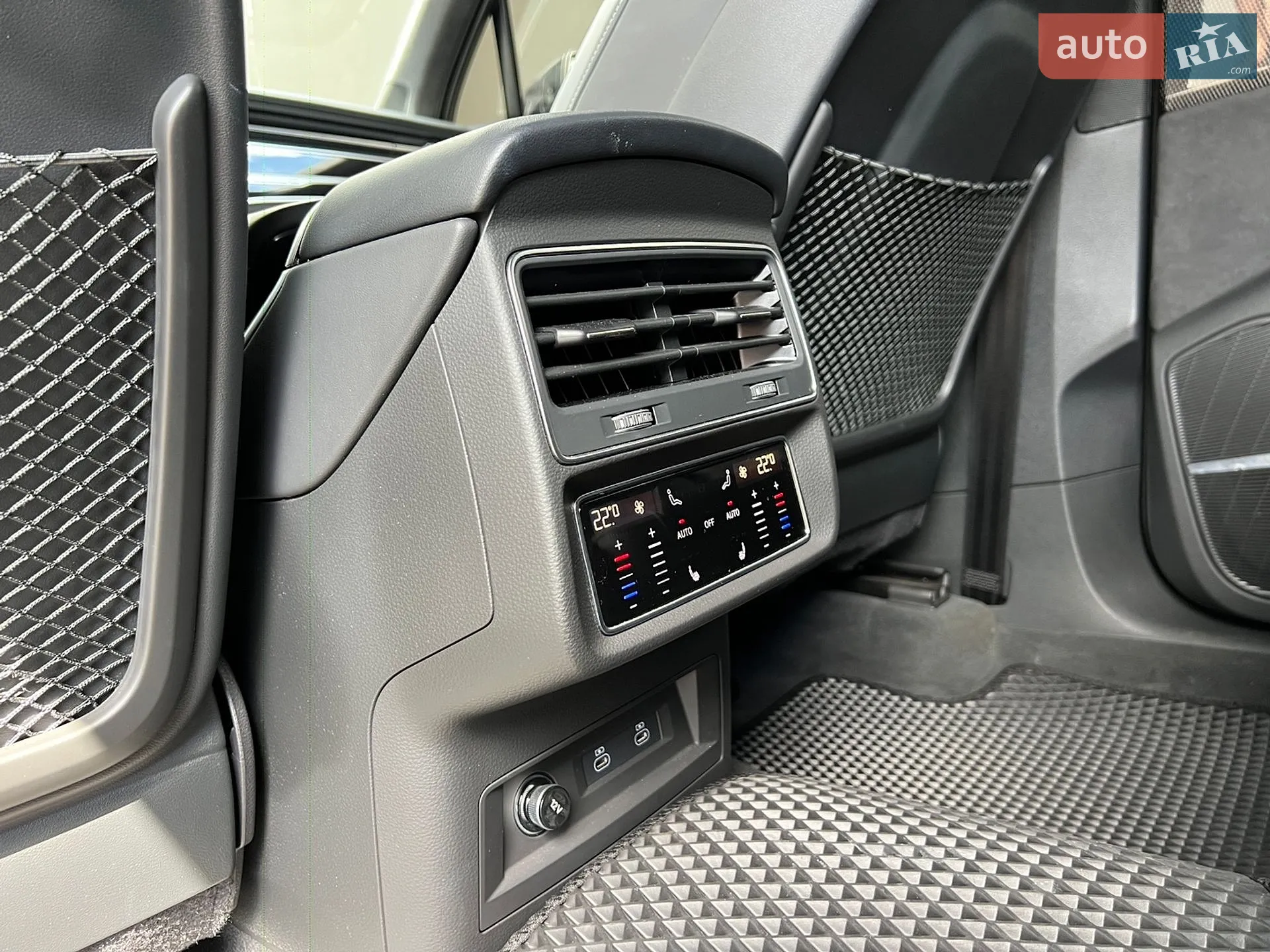 2023 Audi SQ7 - мініатюра 29