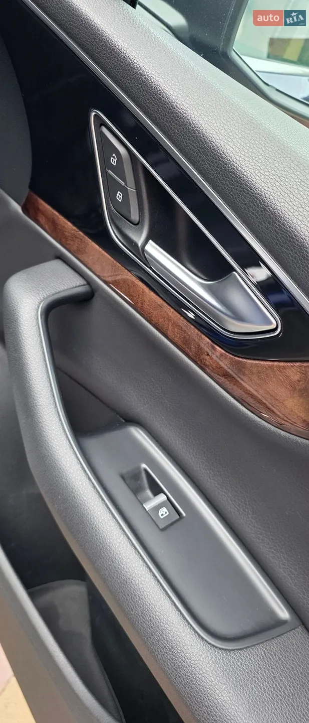 2016 Audi SQ7 - мініатюра 11
