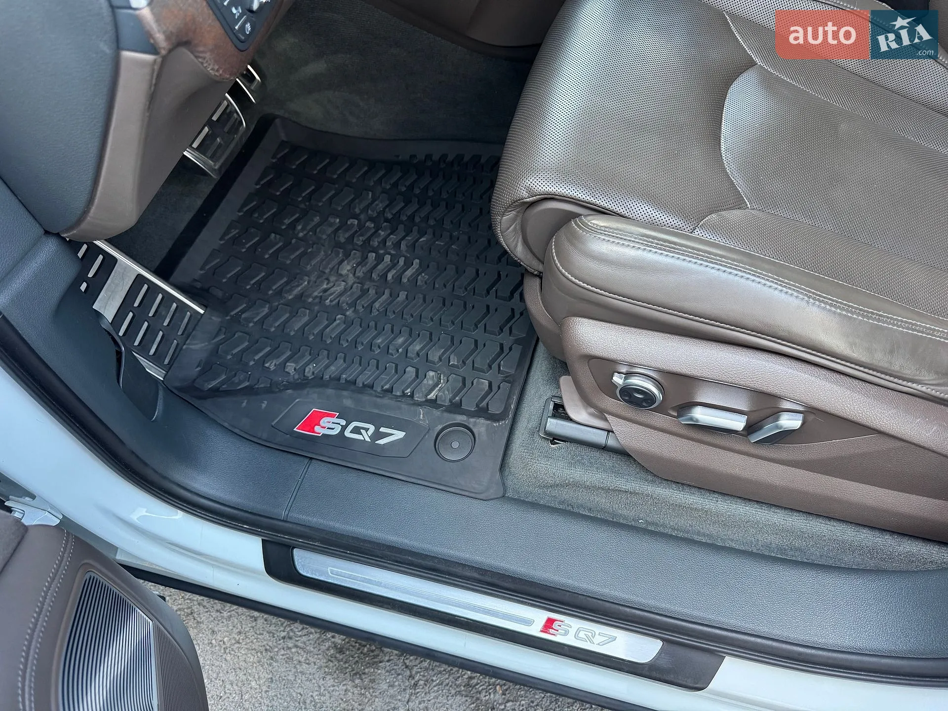 2017 Audi SQ7 - мініатюра 115