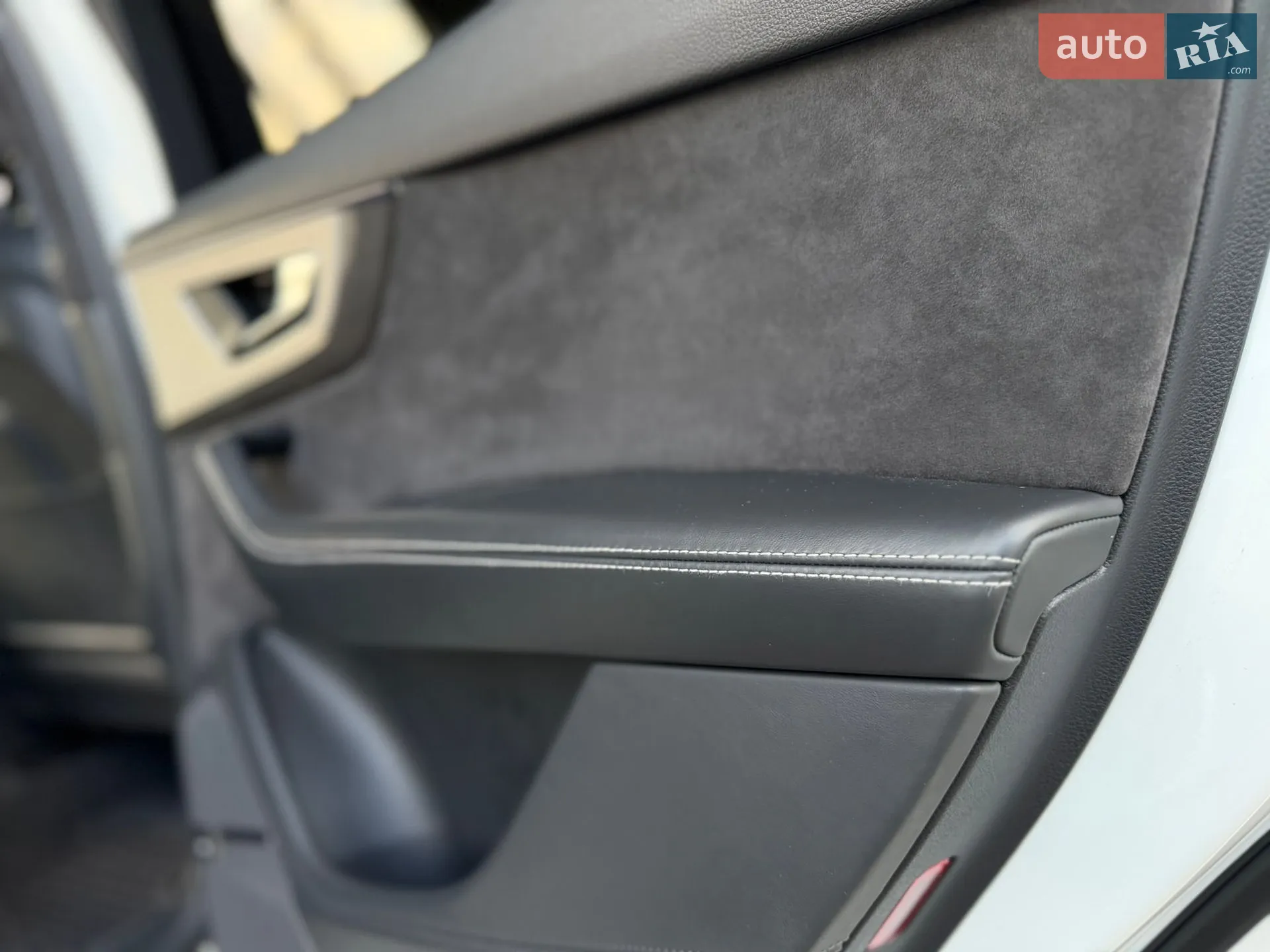 2017 Audi SQ7 - мініатюра 81