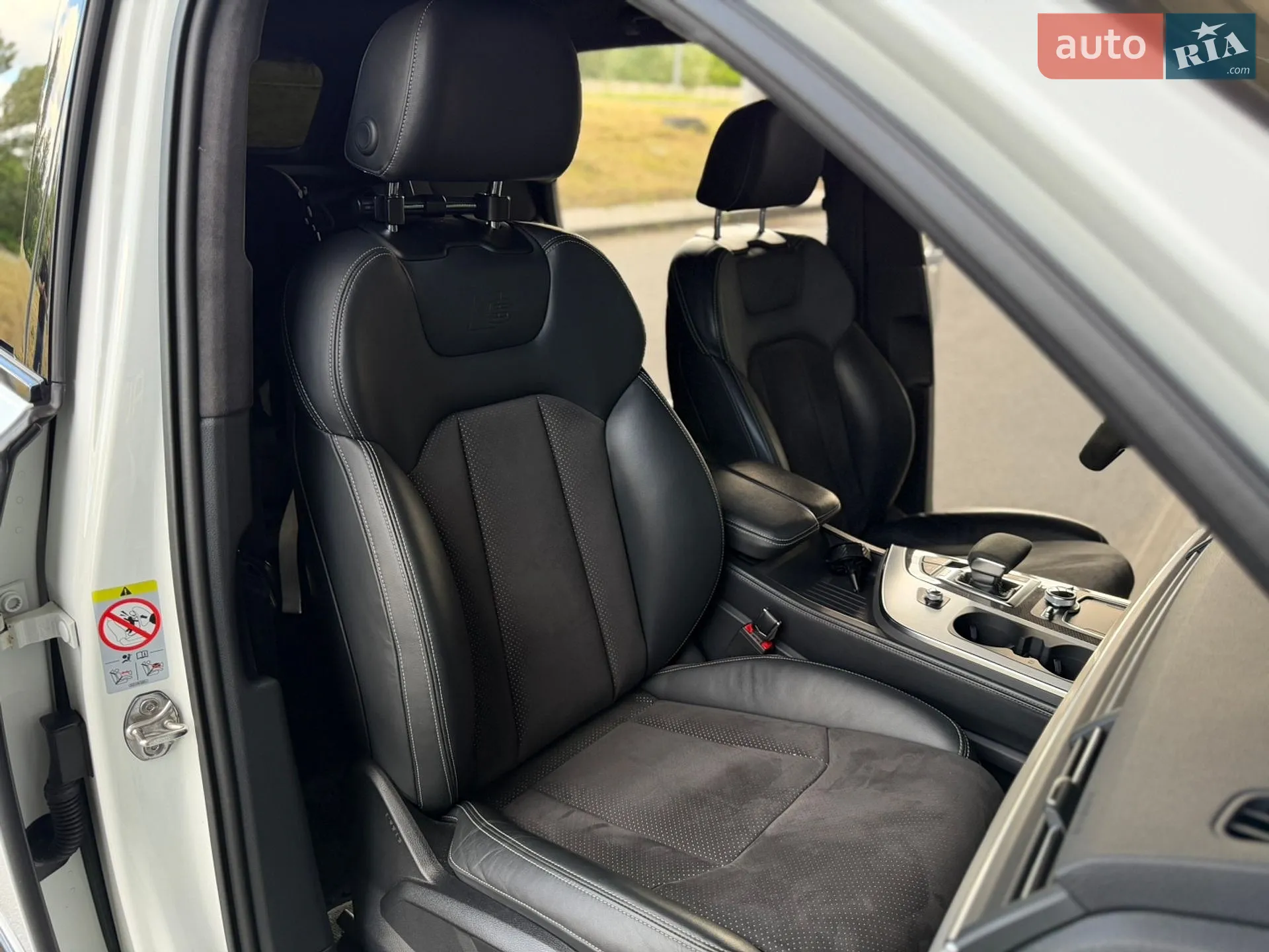 2017 Audi SQ7 - мініатюра 92