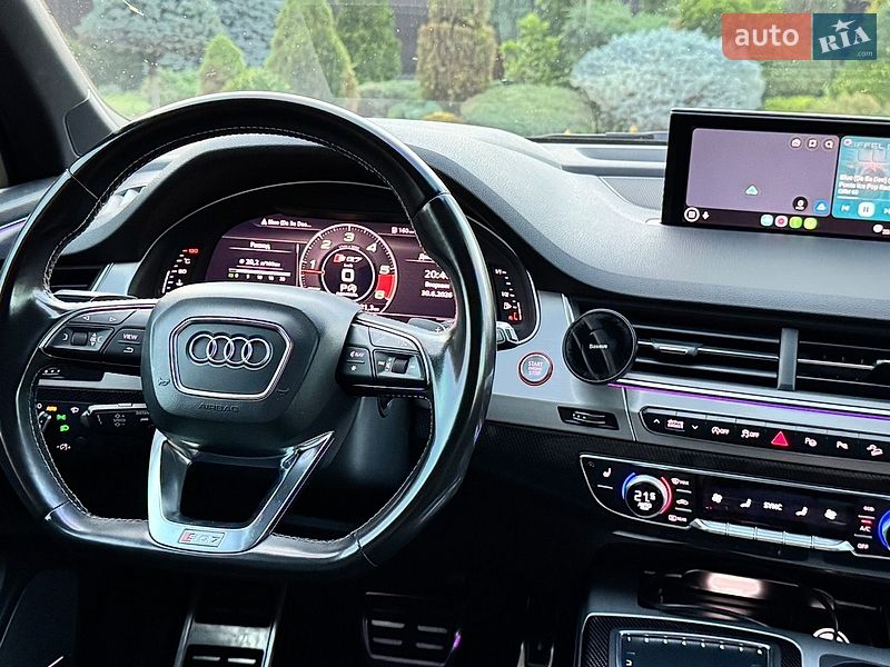 Внедорожник / Кроссовер Audi SQ7 2017 в Киеве