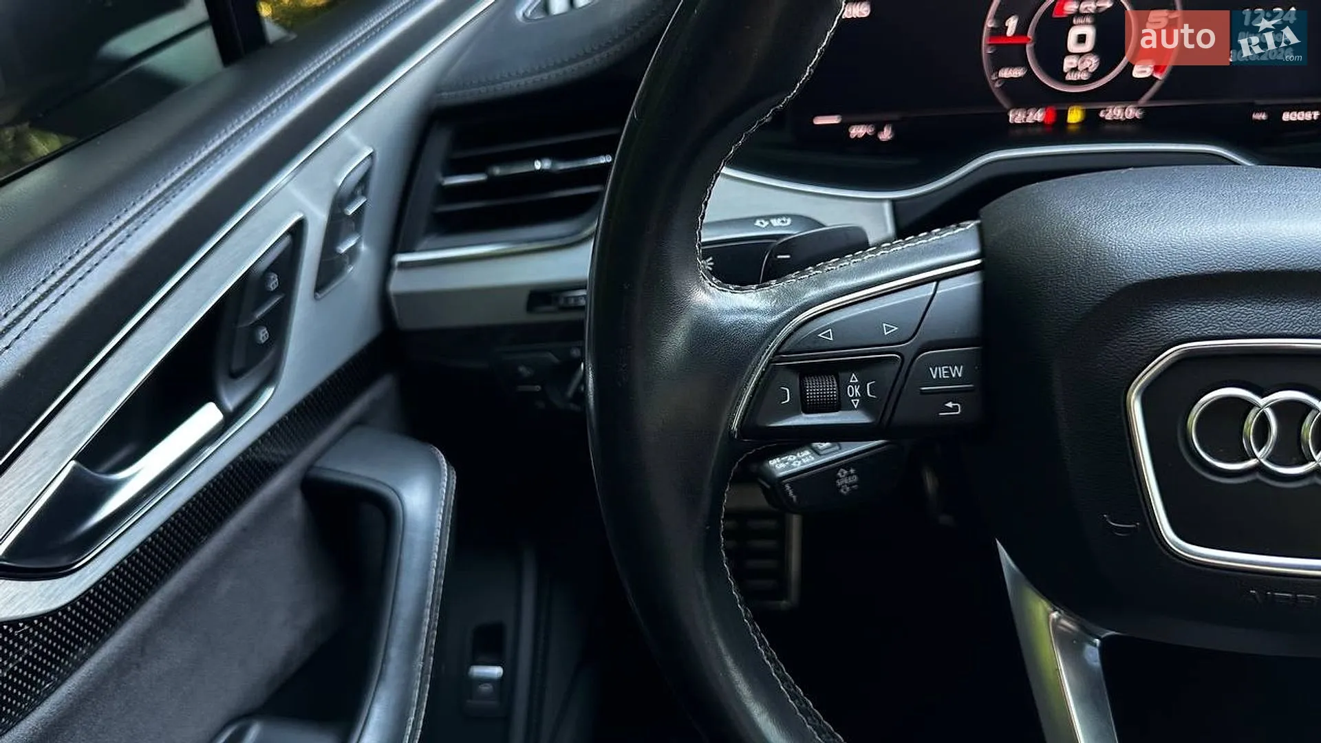 2017 Audi SQ7 - мініатюра 14