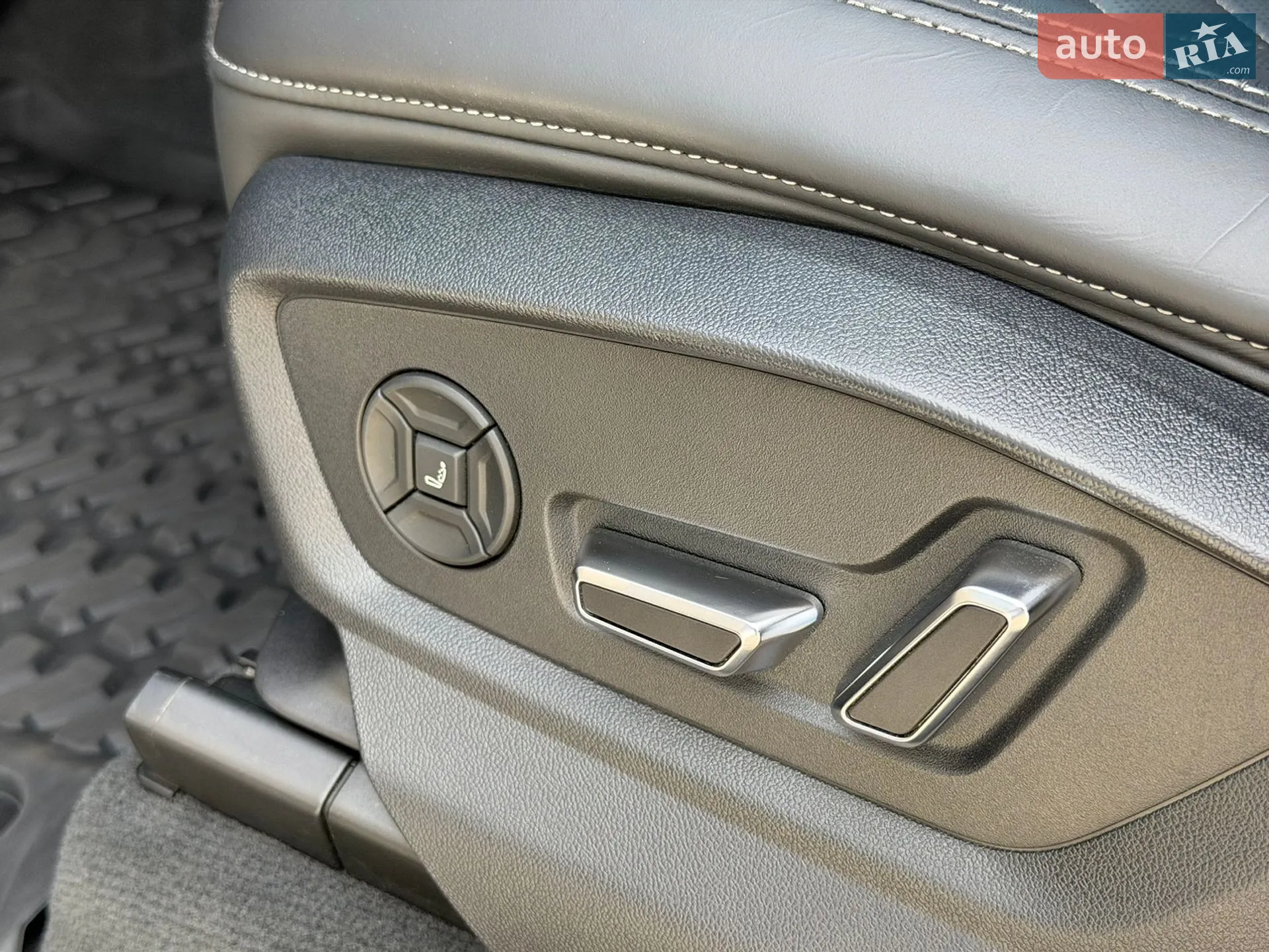 2021 Audi SQ7 - мініатюра 48