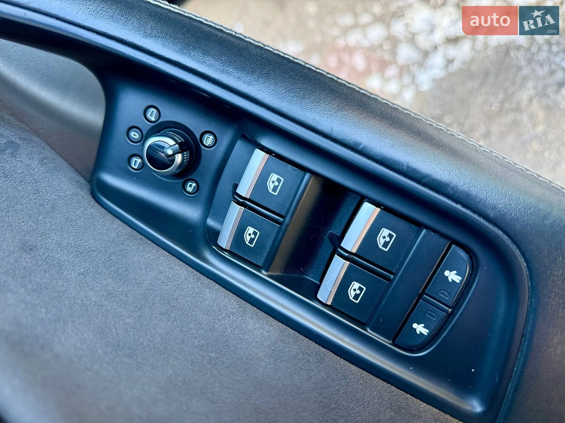 2017 Audi SQ7 - мініатюра 32