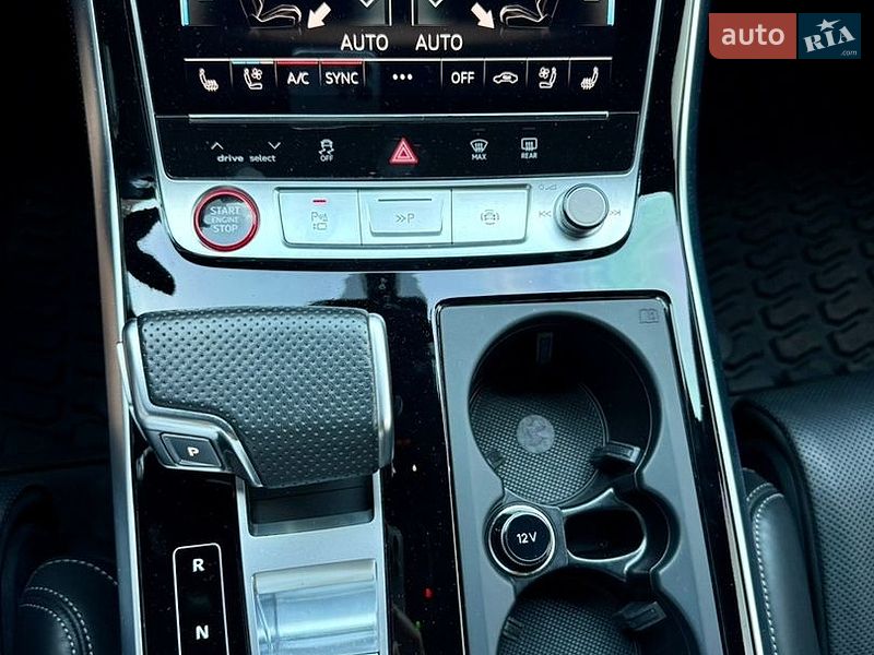 Внедорожник / Кроссовер Audi SQ7 2023 в Полтаве