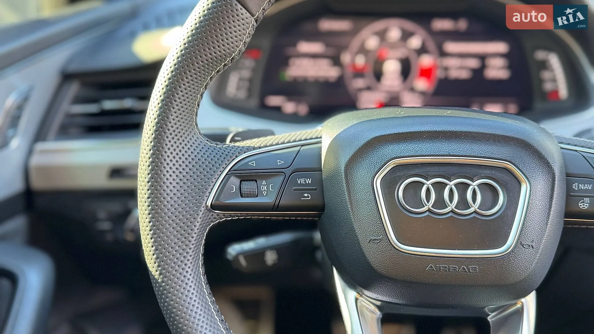 2018 Audi SQ7 - мініатюра 11