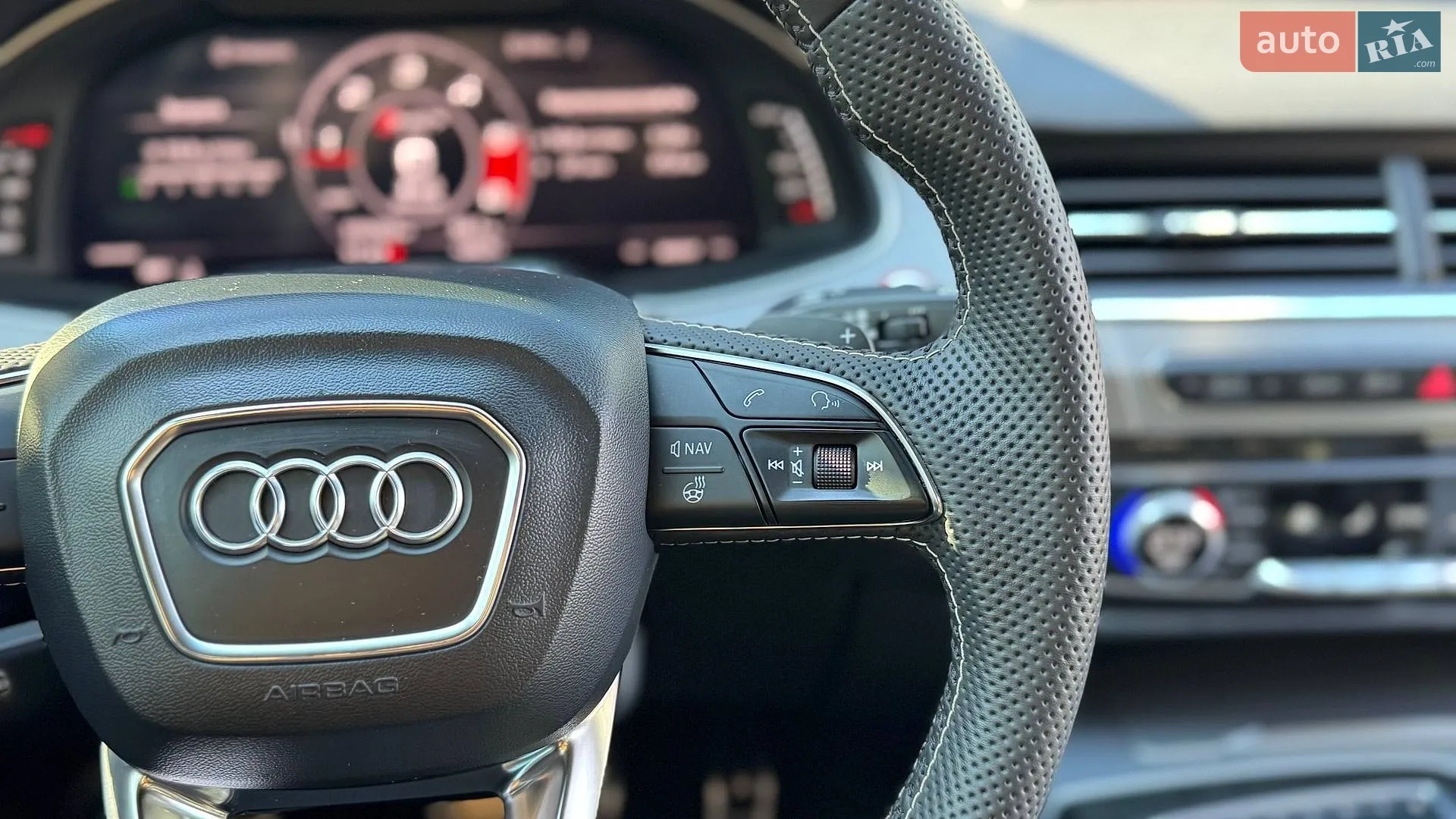 2018 Audi SQ7 - мініатюра 12