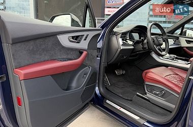 Внедорожник / Кроссовер Audi SQ7 2020 в Киеве