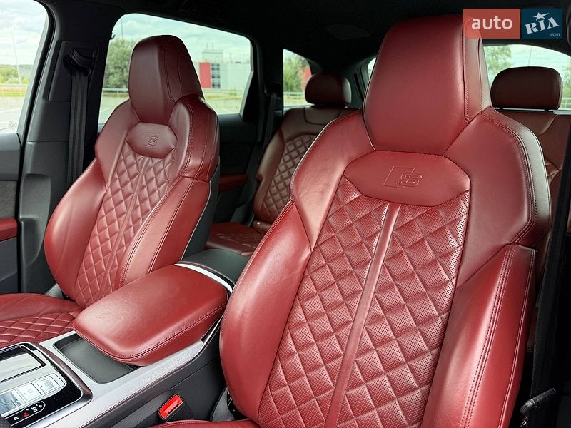 Внедорожник / Кроссовер Audi SQ7 2020 в Киеве