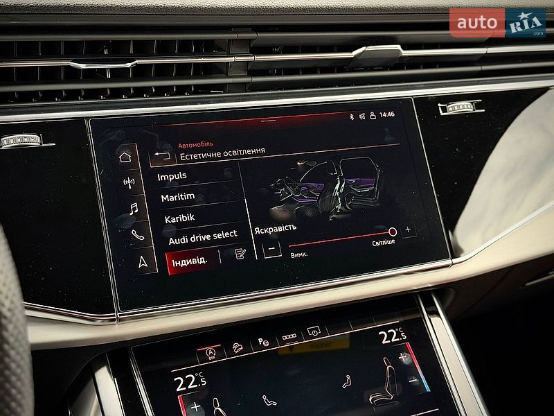 Внедорожник / Кроссовер Audi SQ7 2020 в Киеве