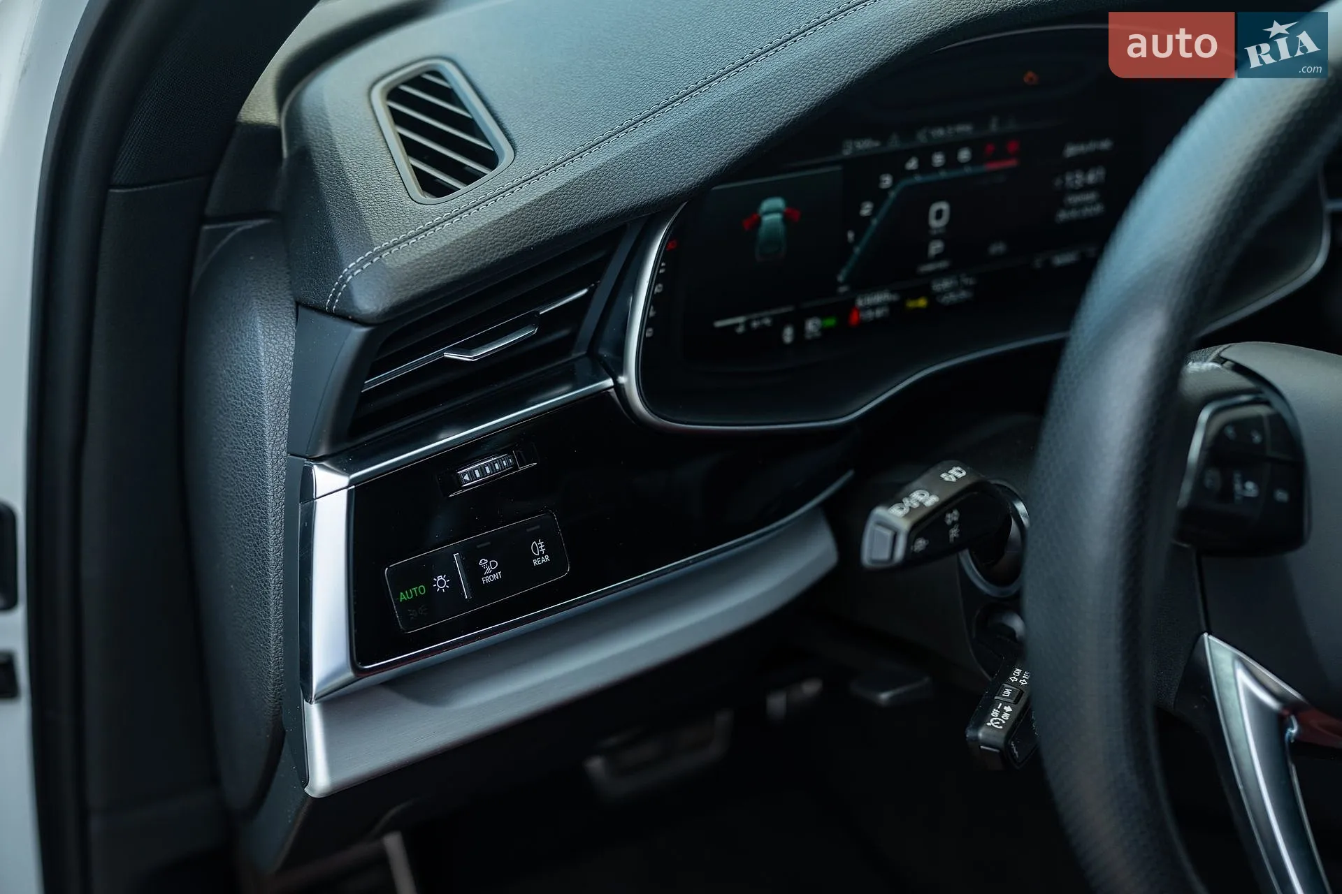 2023 Audi SQ7 - мініатюра 33