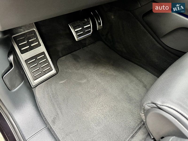 Внедорожник / Кроссовер Audi SQ7 2018 в Львове