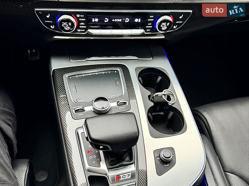 Внедорожник / Кроссовер Audi SQ7 2018 в Львове