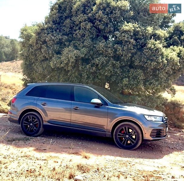 Позашляховик / Кросовер Audi SQ7 2018 в Львові