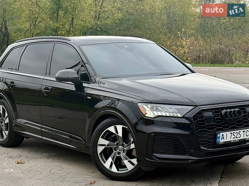 Внедорожник / Кроссовер Audi SQ7 2020 в Киеве