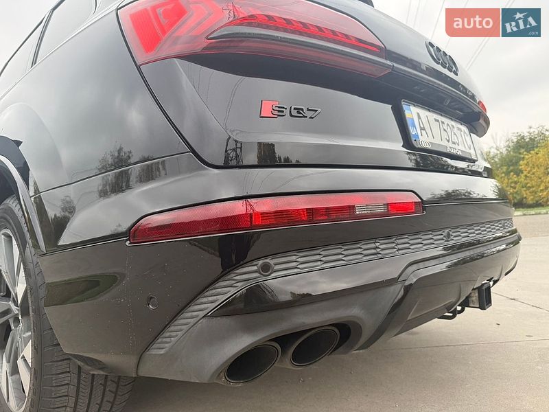 Внедорожник / Кроссовер Audi SQ7 2020 в Киеве