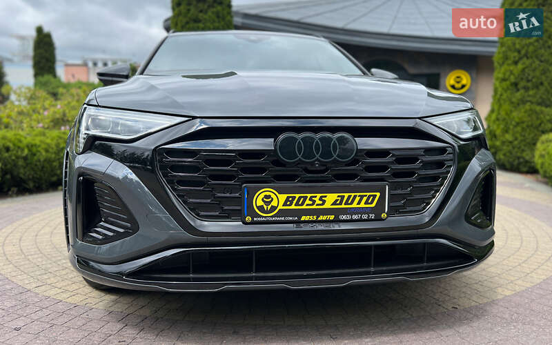 Внедорожник / Кроссовер Audi SQ8 e-tron 2023 в Львове