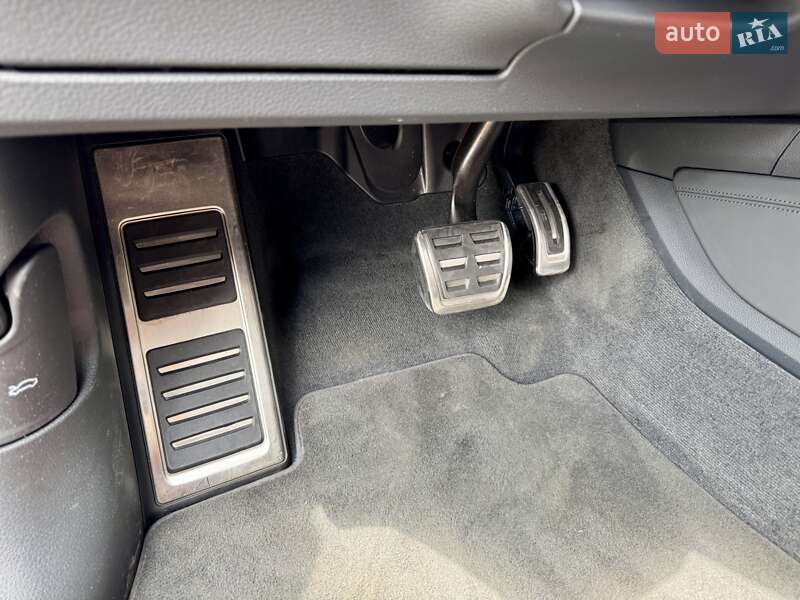 Внедорожник / Кроссовер Audi SQ8 e-tron 2023 в Киеве
