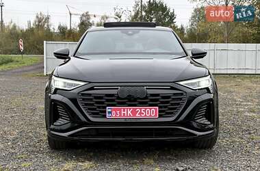 Внедорожник / Кроссовер Audi SQ8 e-tron 2024 в 