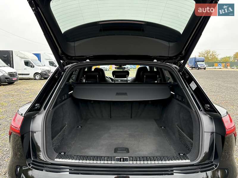 Позашляховик / Кросовер Audi SQ8 e-tron 2024 в Ковелі