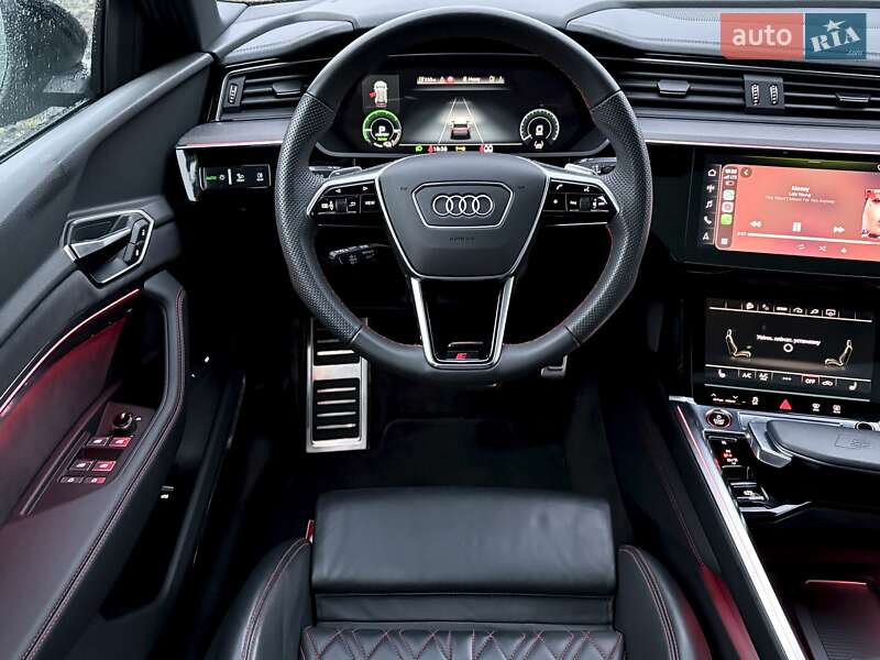 Позашляховик / Кросовер Audi SQ8 e-tron 2024 в Ковелі