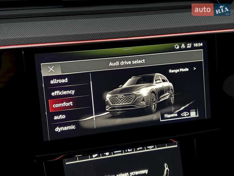 Позашляховик / Кросовер Audi SQ8 e-tron 2024 в Ковелі