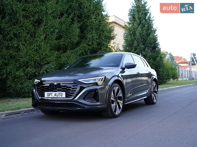 Audi SQ8 e-tron 2023