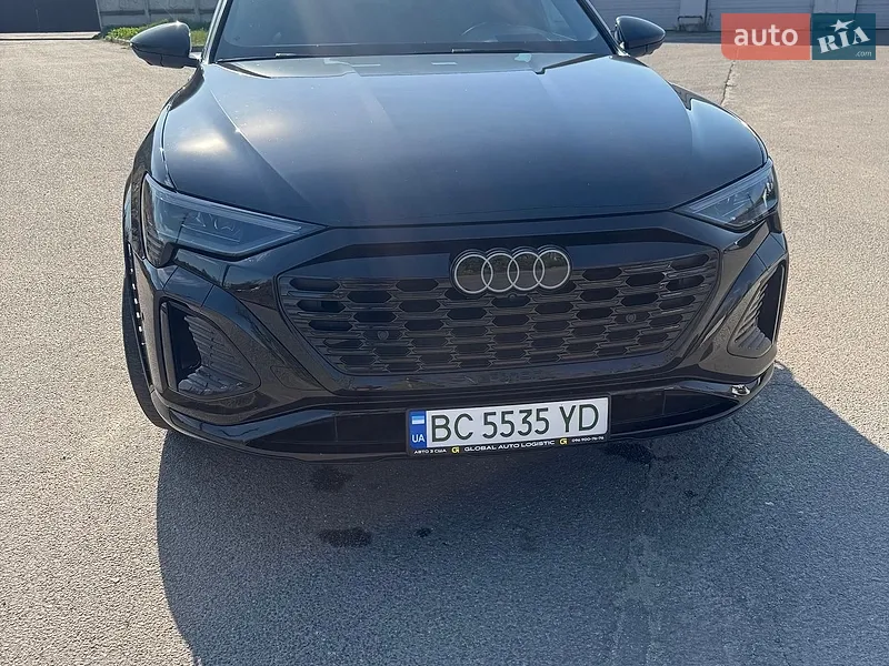Audi SQ8 e-tron 2023