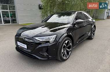 Внедорожник / Кроссовер Audi SQ8 Sportback e-tron 2023 в 