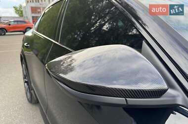 Внедорожник / Кроссовер Audi SQ8 Sportback e-tron 2023 в 