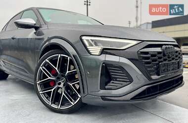 Позашляховик / Кросовер Audi SQ8 Sportback e-tron 2024 в Києві