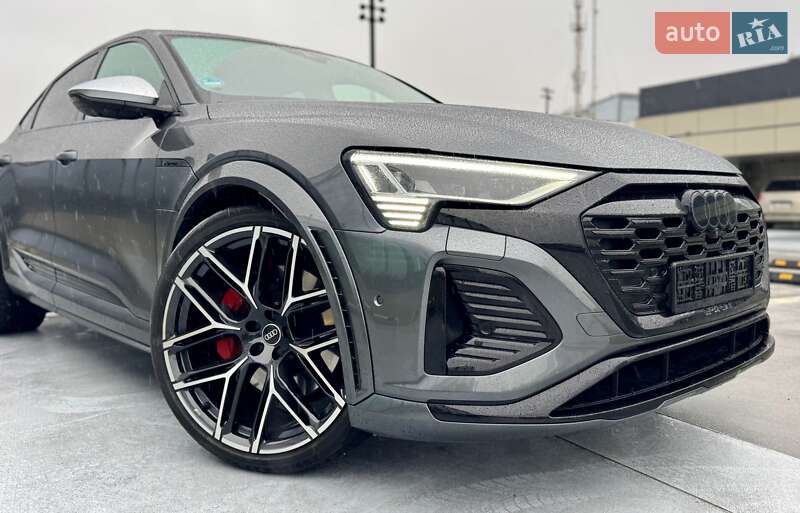 Внедорожник / Кроссовер Audi SQ8 Sportback e-tron 2024 в Киеве
