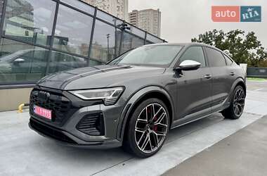 Внедорожник / Кроссовер Audi SQ8 Sportback e-tron 2024 в  фото 6 Внедорожник / Кроссовер Audi SQ8 Sportback e-tron 2024 в