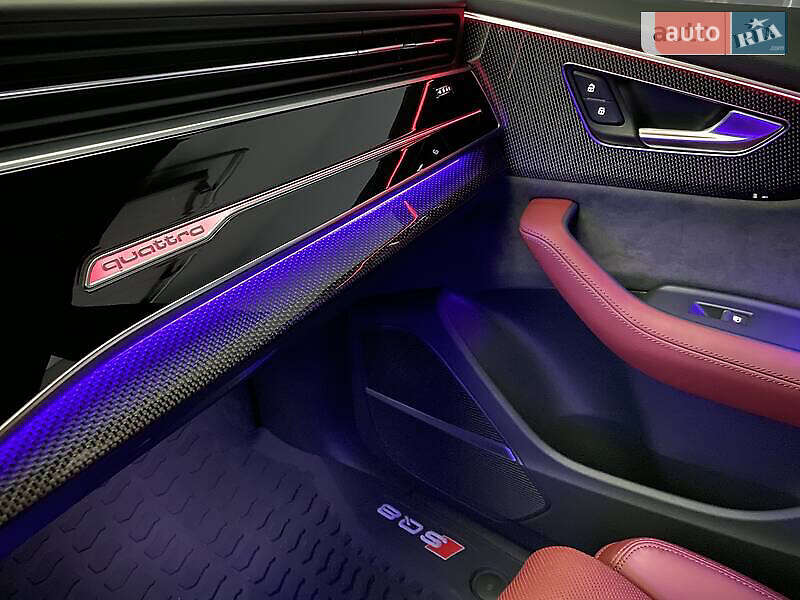 Внедорожник / Кроссовер Audi SQ8 2021 в Киеве