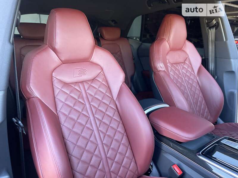 Внедорожник / Кроссовер Audi SQ8 2022 в Киеве