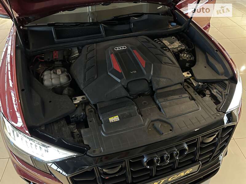 Позашляховик / Кросовер Audi SQ8 2021 в Києві