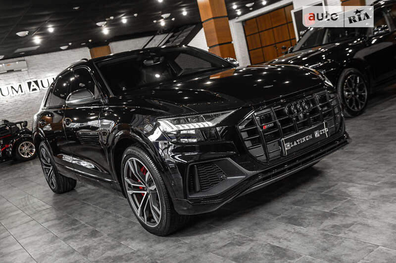Внедорожник / Кроссовер Audi SQ8 2020 в Ужгороде