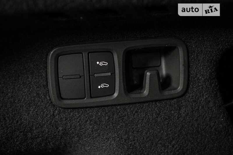 Внедорожник / Кроссовер Audi SQ8 2020 в Ужгороде