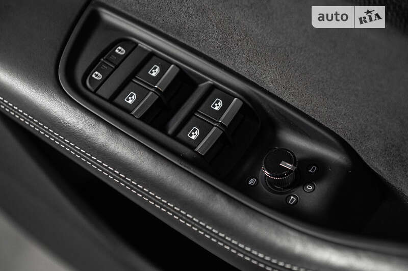 Внедорожник / Кроссовер Audi SQ8 2020 в Ужгороде