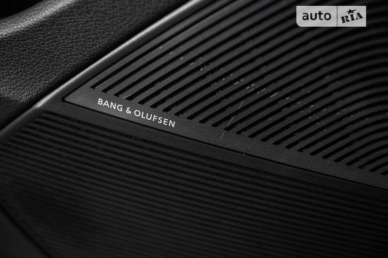 Внедорожник / Кроссовер Audi SQ8 2020 в Ужгороде