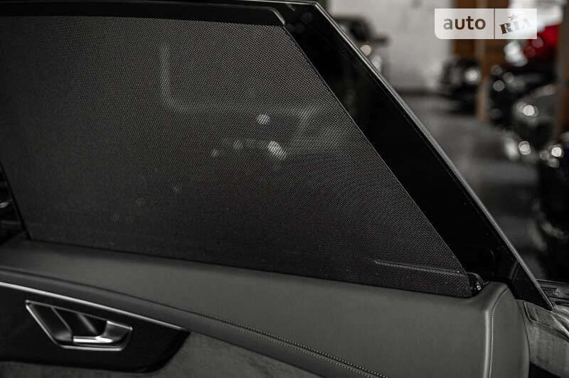 Внедорожник / Кроссовер Audi SQ8 2020 в Ужгороде