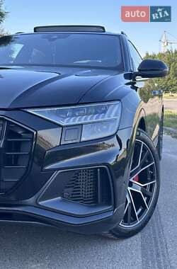 Внедорожник / Кроссовер Audi SQ8 2019 в 