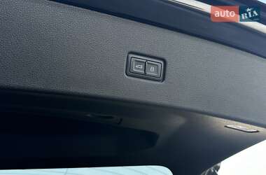 Внедорожник / Кроссовер Audi SQ8 2019 в 