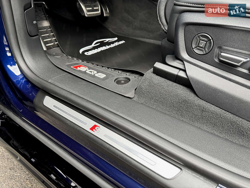 Позашляховик / Кросовер Audi SQ8 2021 в Києві
