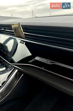 Внедорожник / Кроссовер Audi SQ8 2021 в 