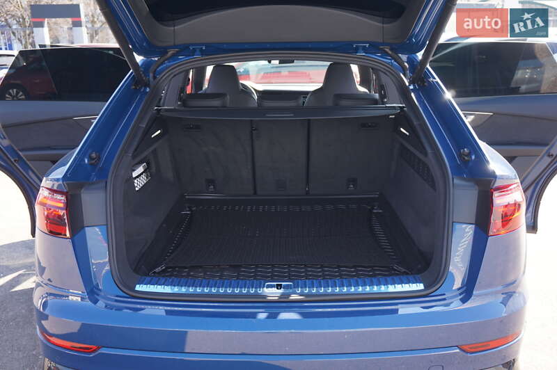 Позашляховик / Кросовер Audi SQ8 2024 в Одесі